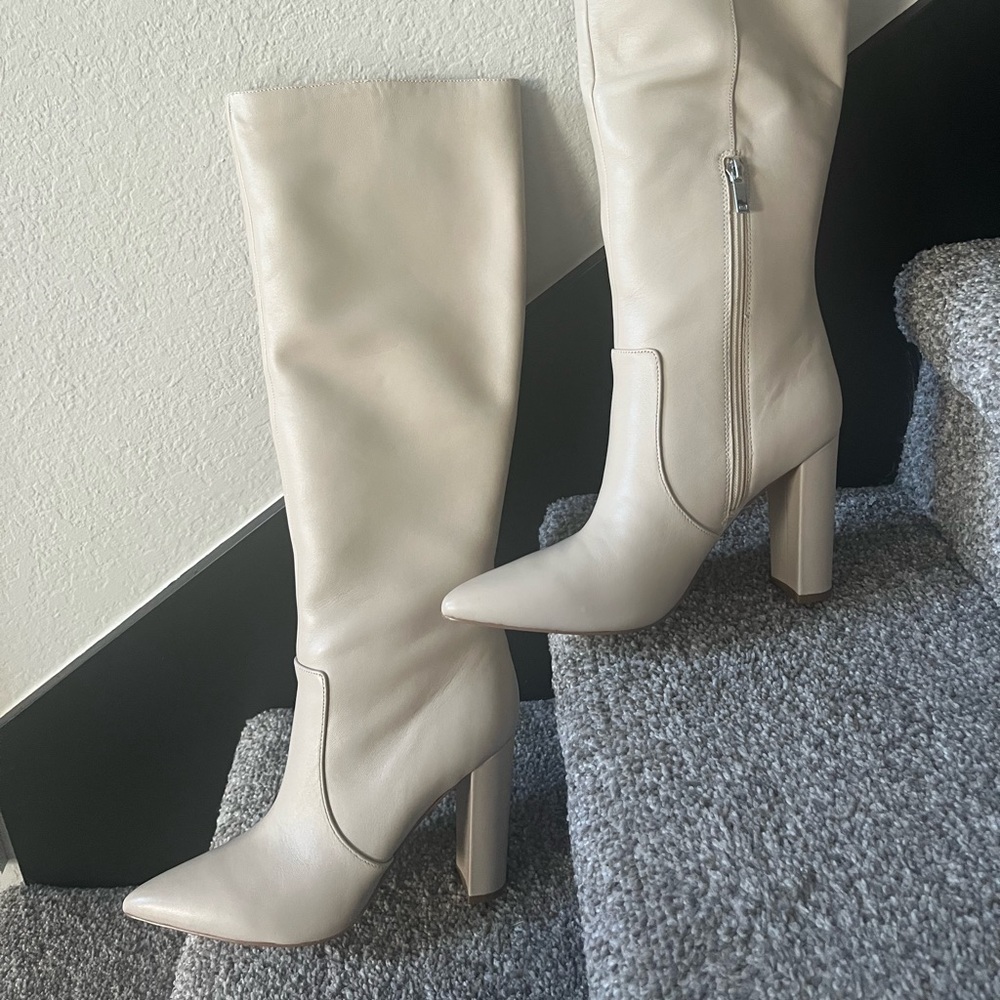 Marc fisher knee boots, brand new, color nude size 8.5